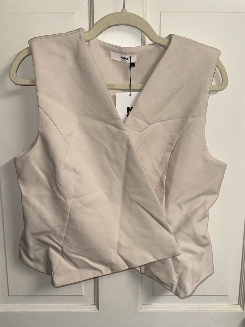 AiiRZ Cream Sleeveless asymmetrical Wrap-Front blazer vest